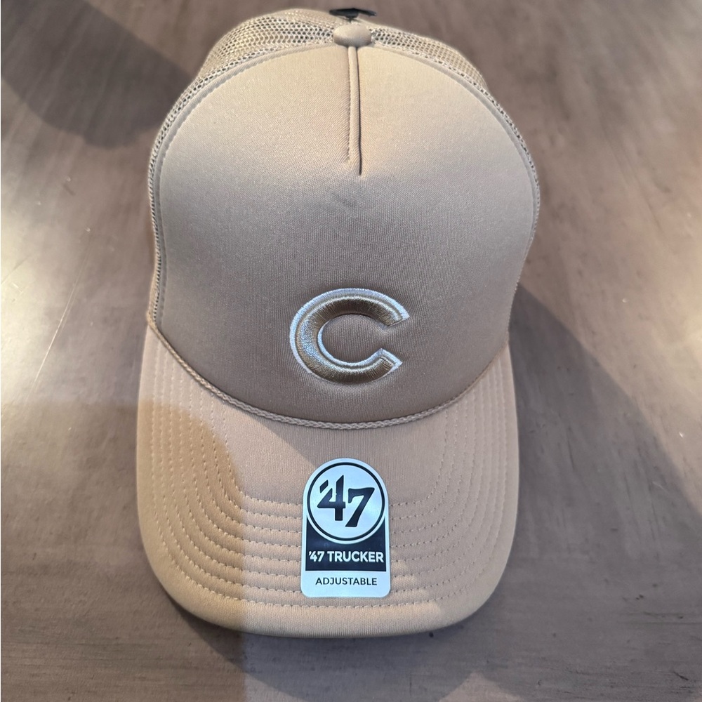47 Brand New Chicago Cubs Tan Hat Adjustable Size